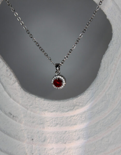 שרשרת זירקון מרכזי אדום | סטיינלס סטיל