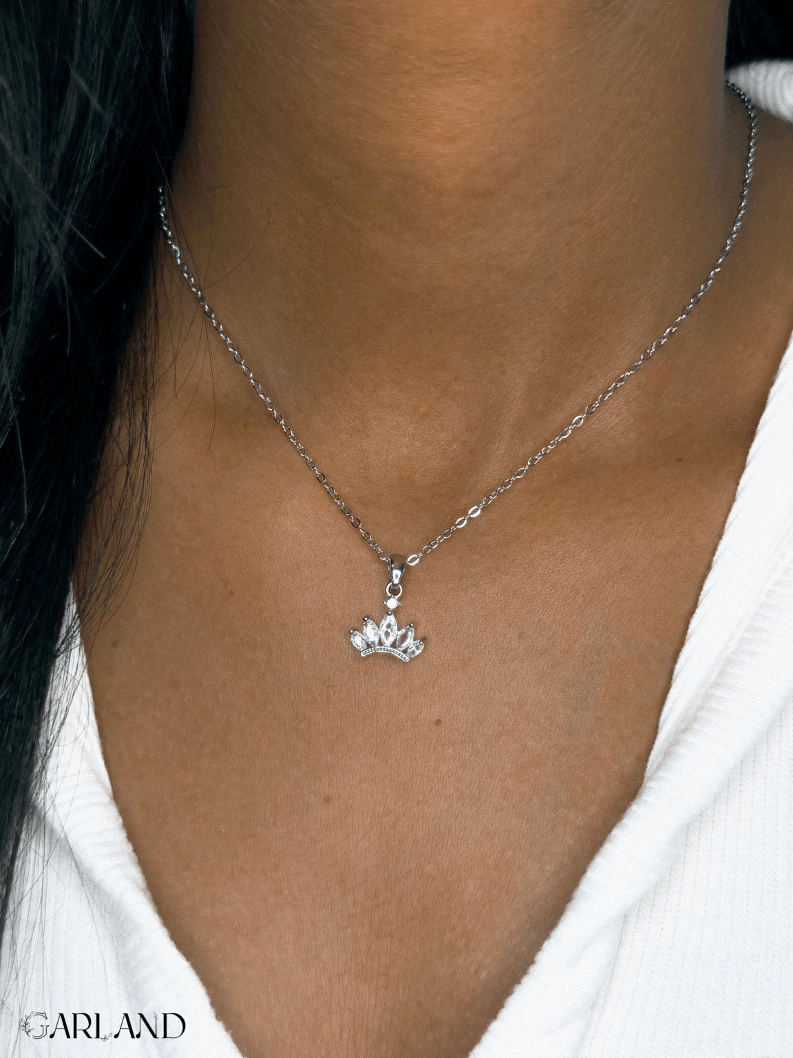 שרשרת-זרקונים-בצורת-כתר