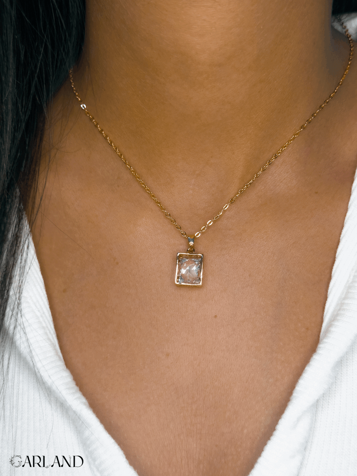 שרשרת-תליון-משולבת-זרקון-מרובע-זהב