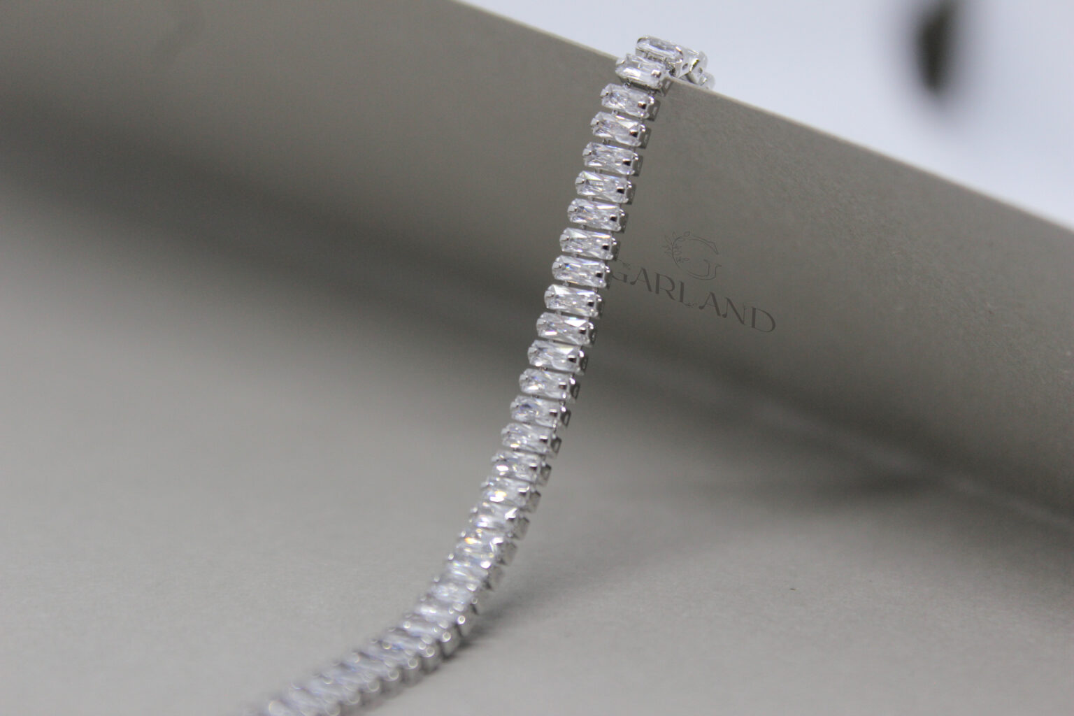 טניס זירקונים מלבנים