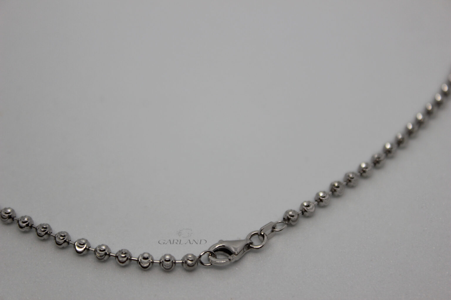 925 חיתוכי לייזר סוגר