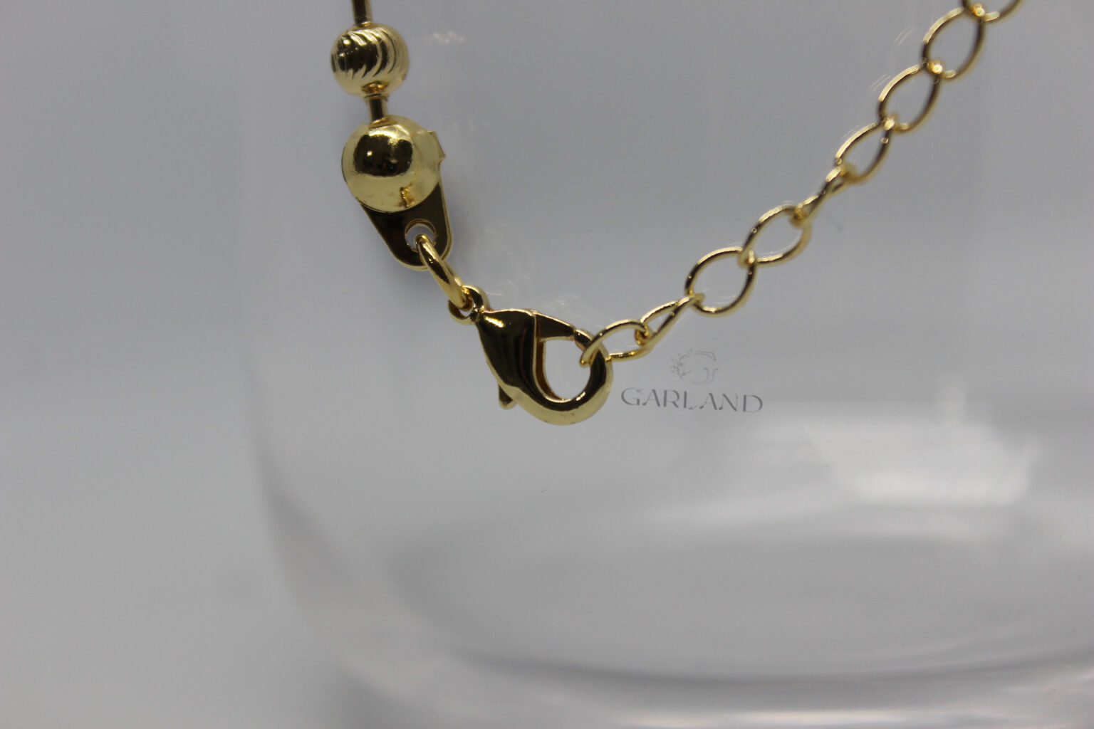 סוגר צמיד עיגולים גדולים חיתוכי לייזר