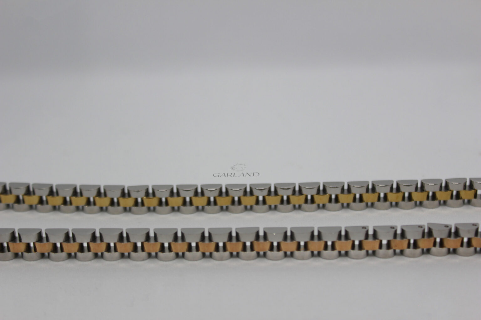 צמיד זהב רוז גולד וכסף ביחד להשוואה